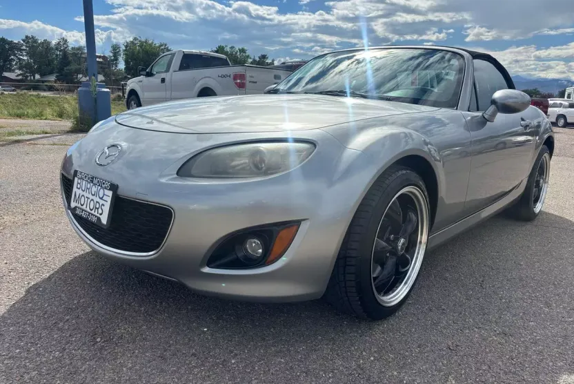 2010 Mazda MX-5 Miata Miata Grand Touring photo 1