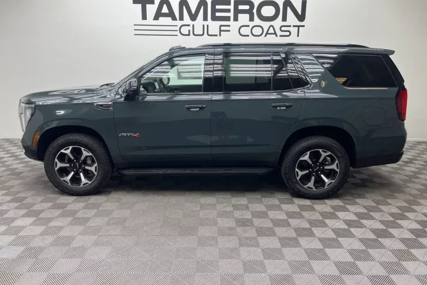 2026 Gmc Yukon AT4 photo 1