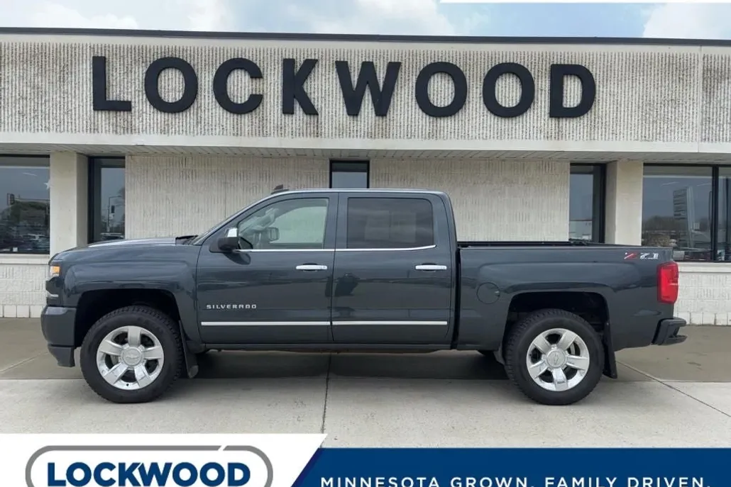 2018 Chevrolet Silverado 1500 LTZ photo 1