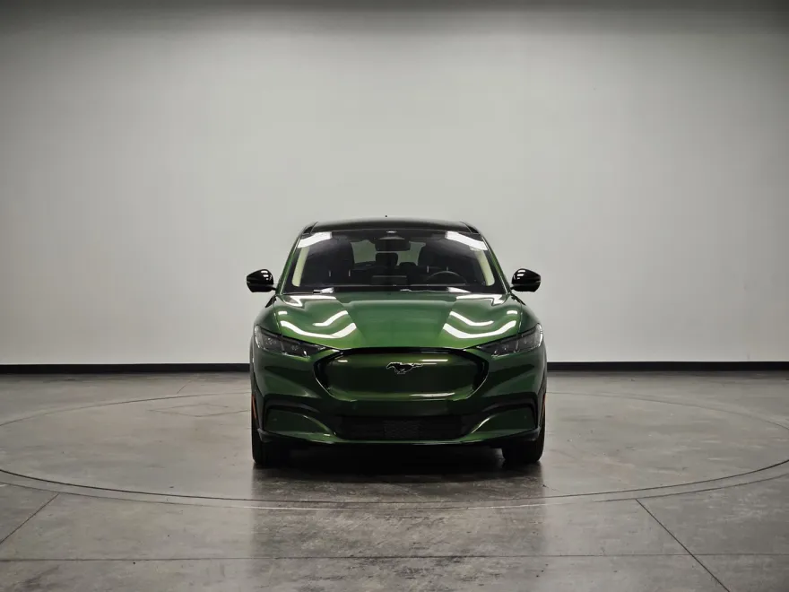 2024 Ford Mustang Mach-E Premium photo 1