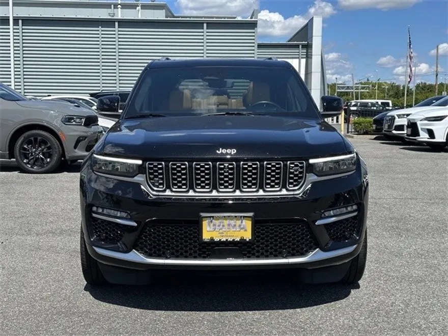 2022 Jeep Grand Cherokee Summit Reserve photo 1