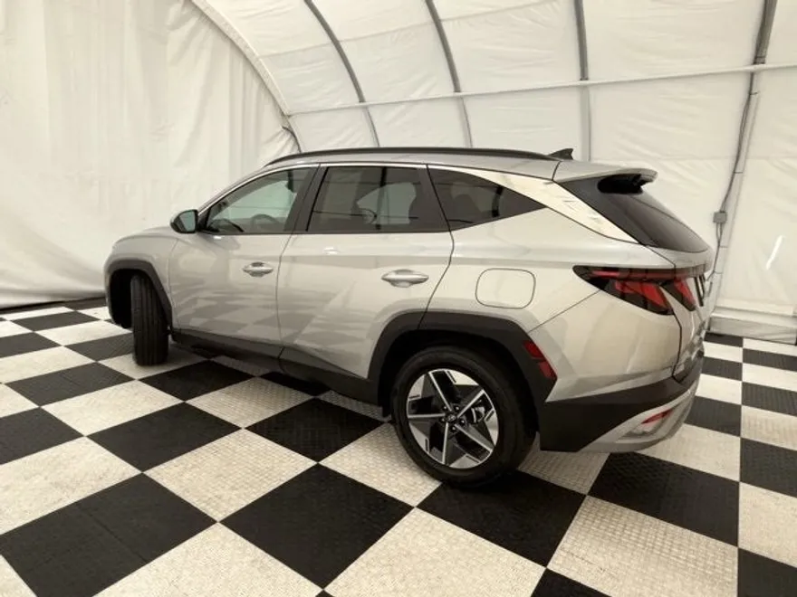 2025 Hyundai Tucson SEL photo 1