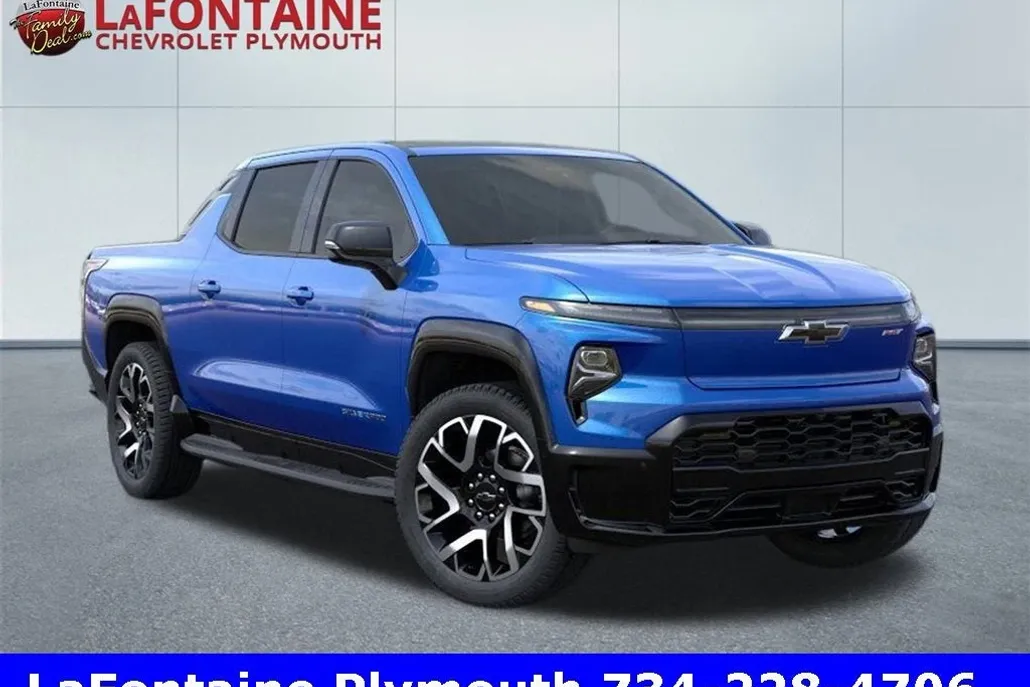2025 Chevrolet Silverado EV RST photo 1