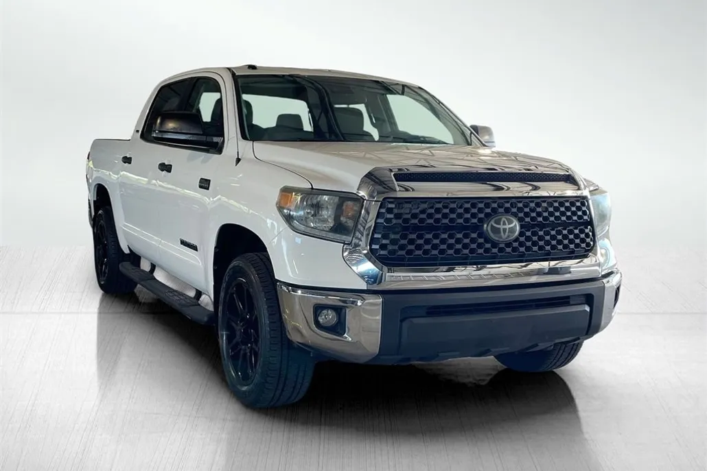 2019 Toyota Tundra SR5 CrewMax photo 1