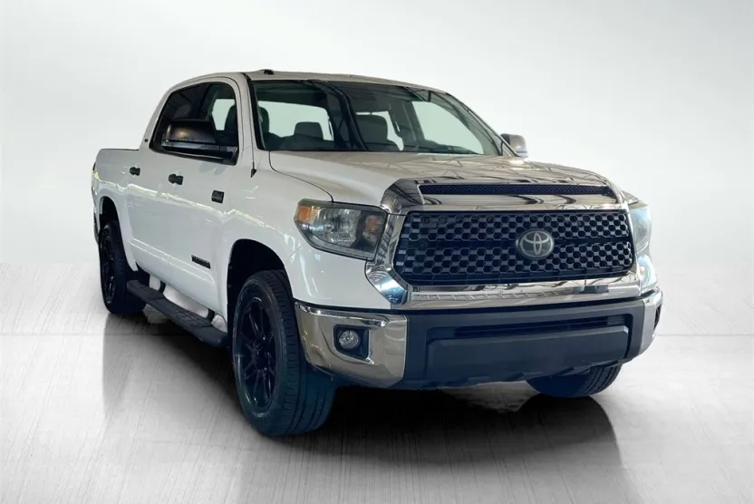 2019 Toyota Tundra SR5 CrewMax photo 1
