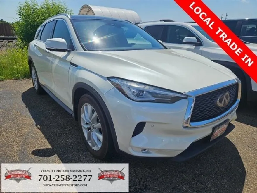 2019 Infiniti QX50 Essential photo 1