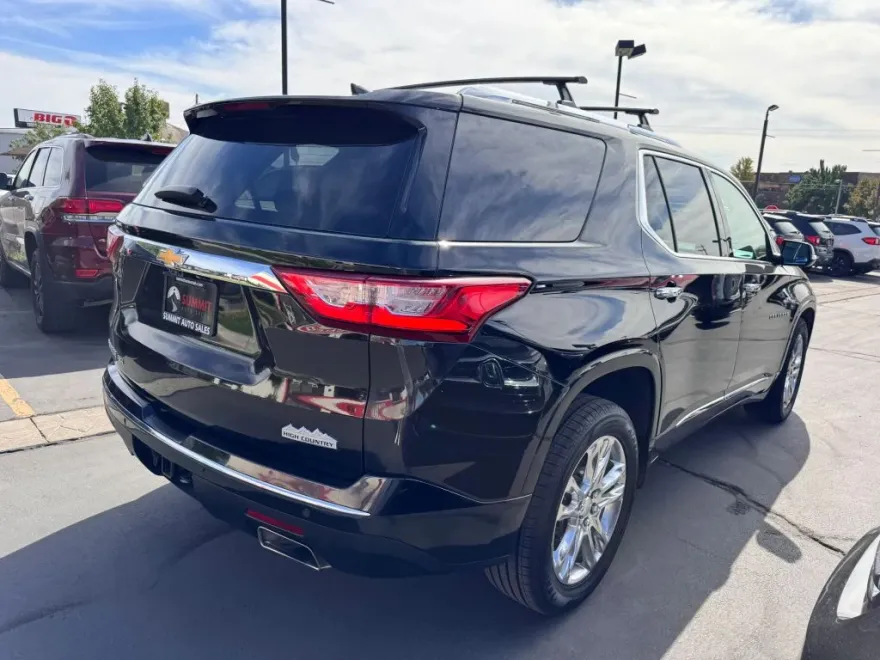 2019 Chevrolet Traverse High Country photo 1