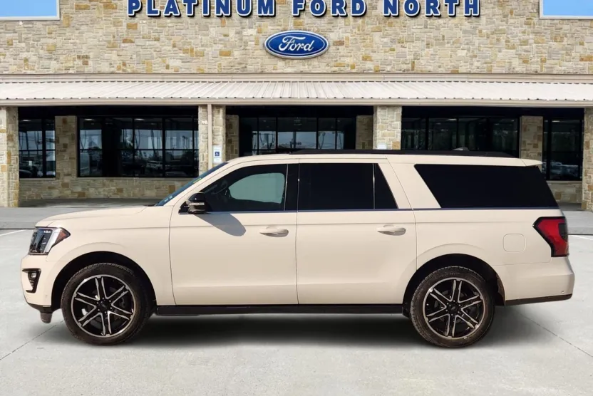 2021 Ford Expedition MAX Limited photo 1