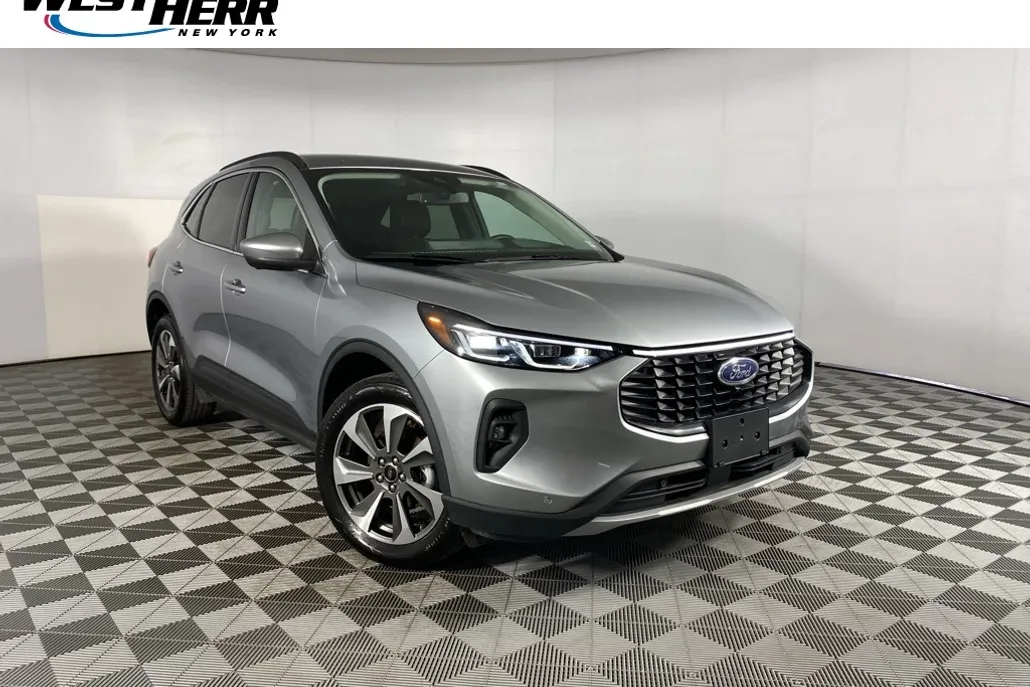 2024 Ford Escape Platinum photo 1
