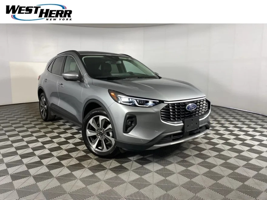 2024 Ford Escape Platinum photo 1