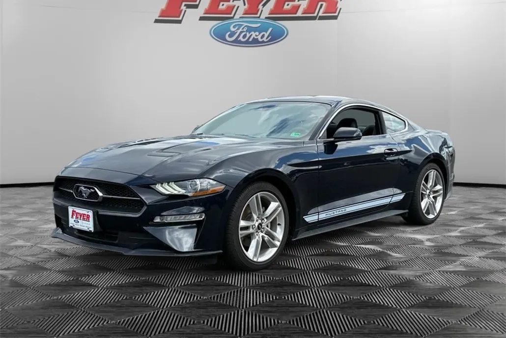 2021 Ford Mustang EcoBoost Premium photo 1