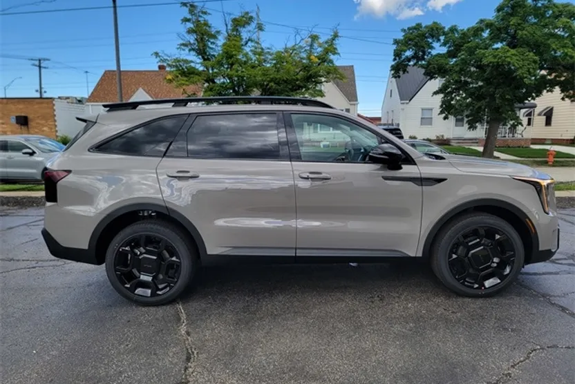 2026 Kia Sorento X-Line EX photo 1