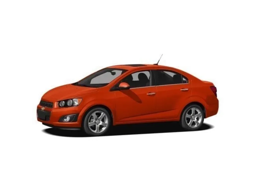2013 Chevrolet Sonic LT photo 1
