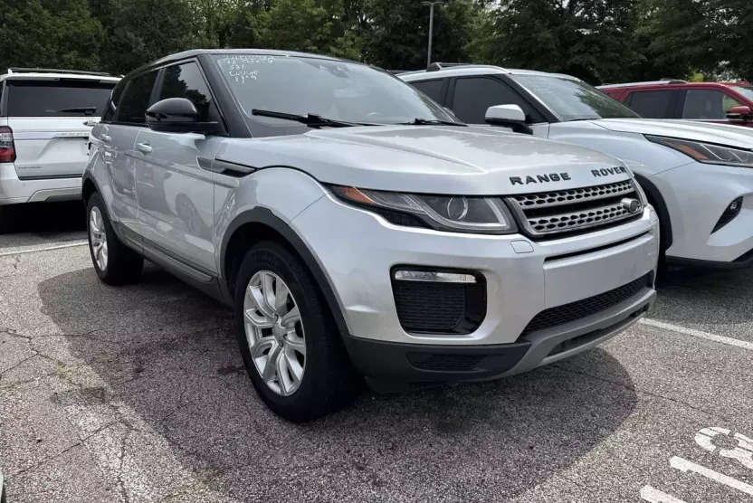 2018 Land Rover Range Rover Evoque SE photo 1