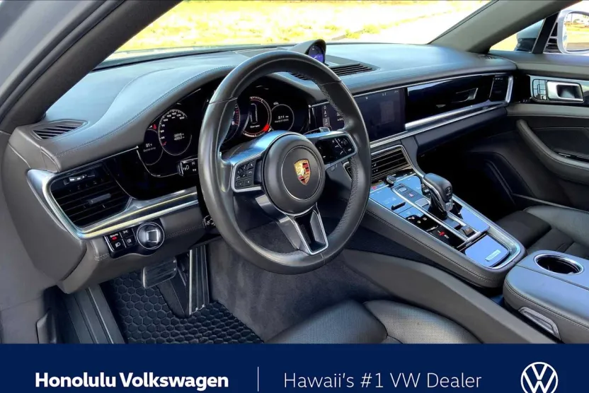 2018 Porsche Panamera 4S photo 1