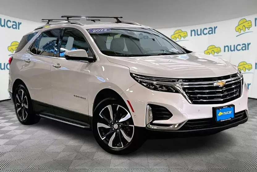 2023 Chevrolet Equinox LT photo 1