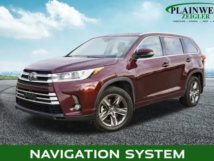 2017 Toyota Highlander Limited photo 1