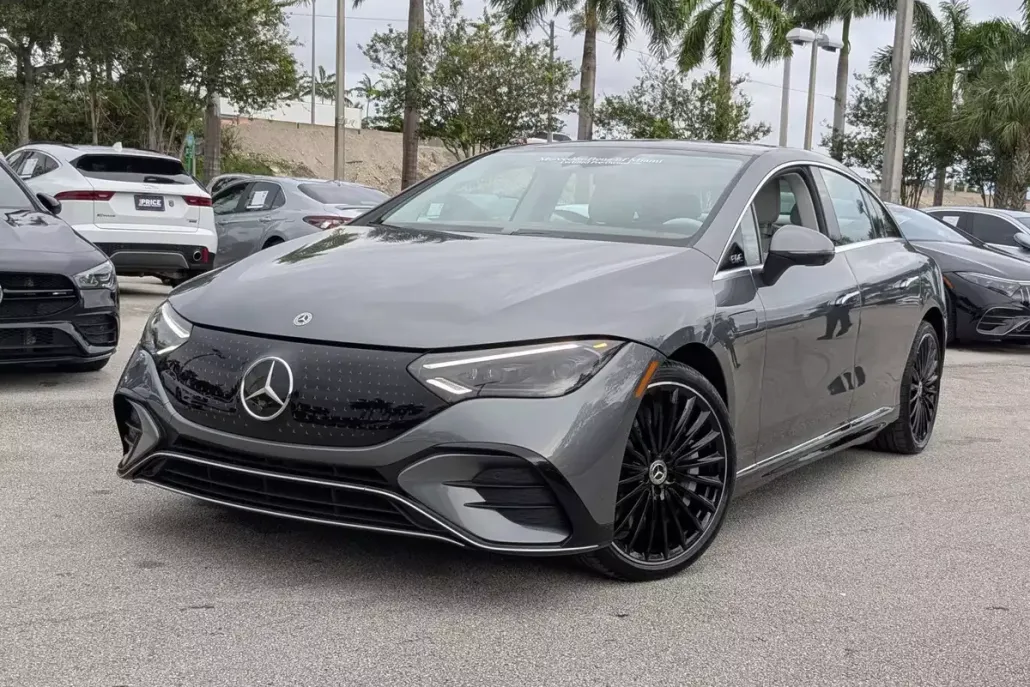 2023 Mercedes Benz EQE Sedan 350 photo 1