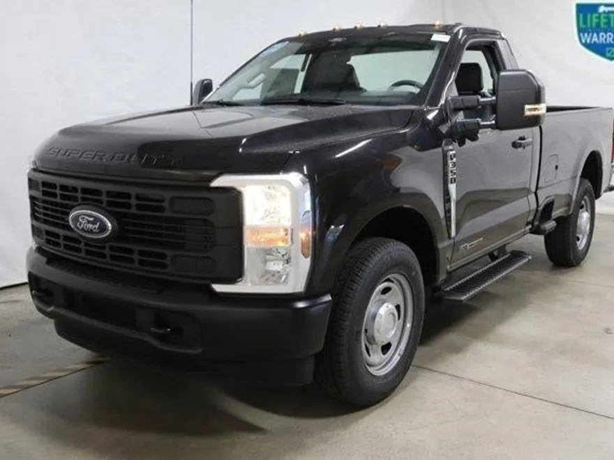 2024 Ford F-350 XL photo 1