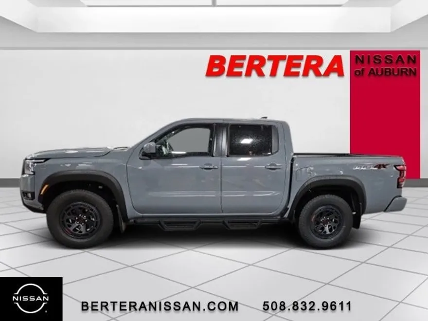 2025 Nissan Frontier PRO-4X photo 1