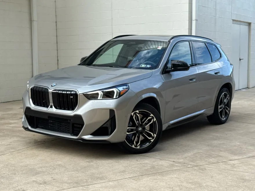 2025 Bmw X1 M35i photo 1