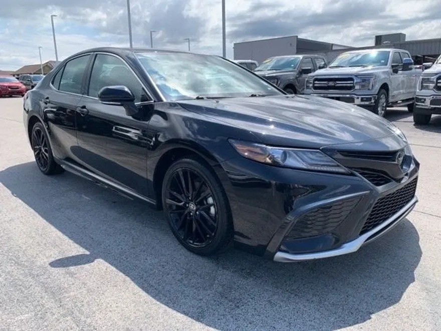 2023 Toyota Camry XSE photo 1