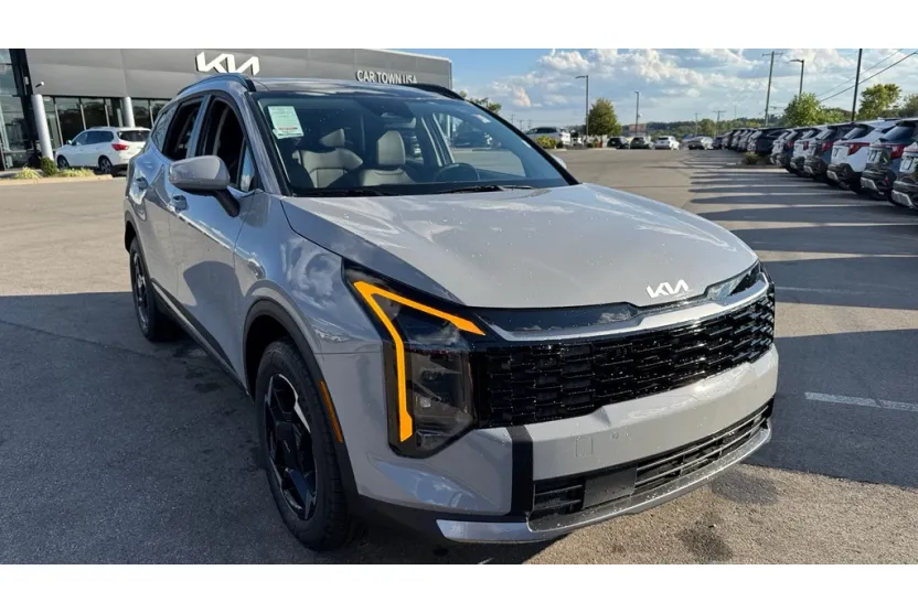 2026 Kia Sportage Hybrid EX photo 1