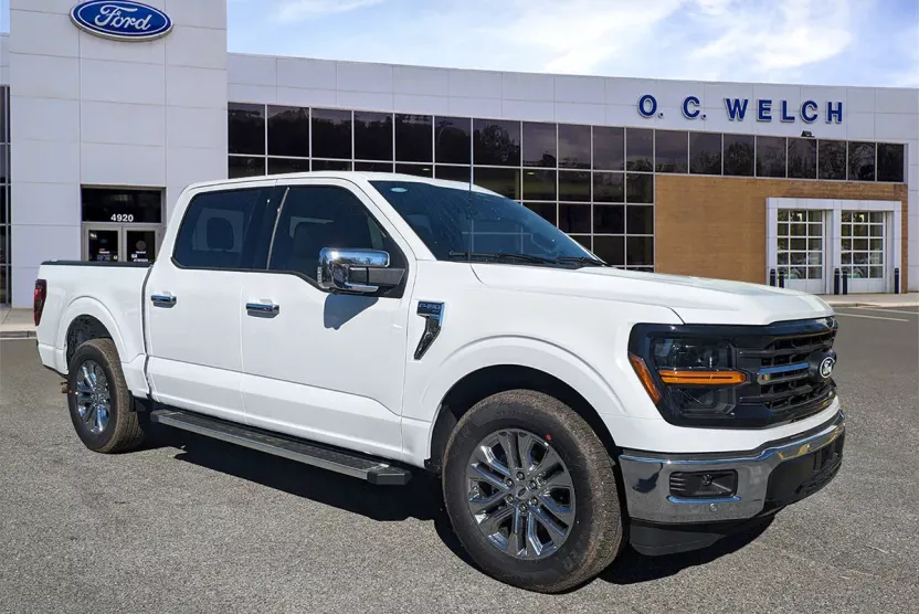 2025 Ford F-150 XLT photo 1