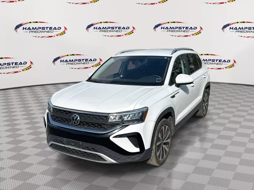 2022 Volkswagen Taos SE photo 1
