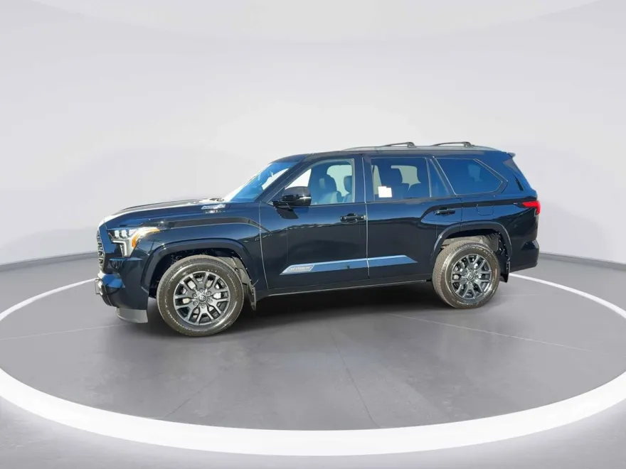 2026 Toyota Sequoia Platinum photo 1