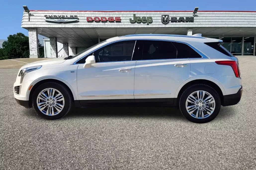 2017 Cadillac XT5 Premium Luxury photo 1
