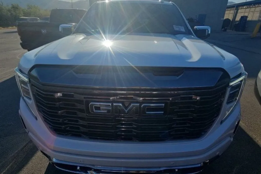 2023 Gmc Sierra 1500 Denali Ultimate photo 1
