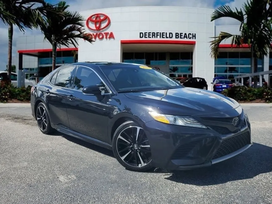 2020 Toyota Camry XSE photo 1