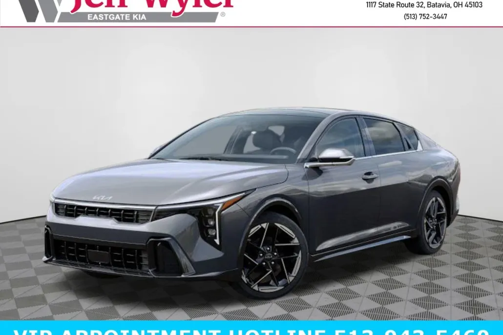 2025 Kia K4 GT-Line photo 1