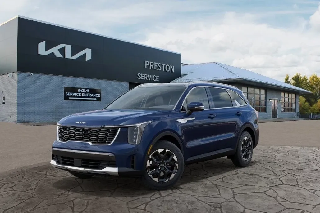 2025 Kia Sorento S photo 1