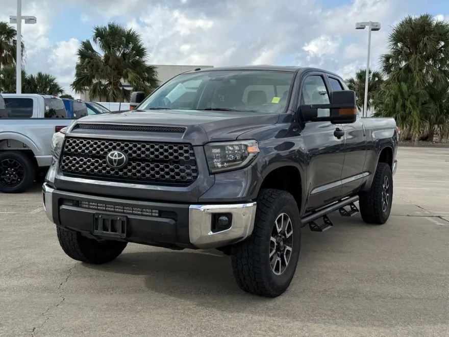 2019 Toyota Tundra SR5 Grade photo 1