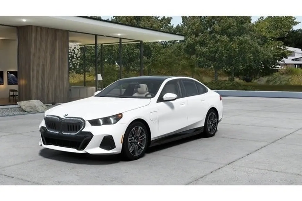 2026 Bmw 550e xDrive photo 1