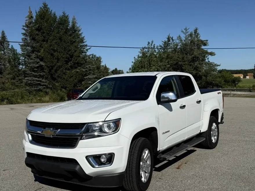 2019 Chevrolet Colorado LT photo 1