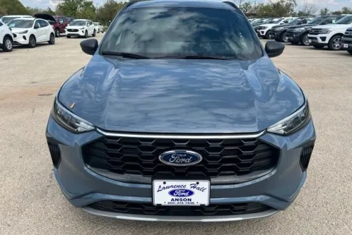2024 Ford Escape Hybrid ST-Line photo 2