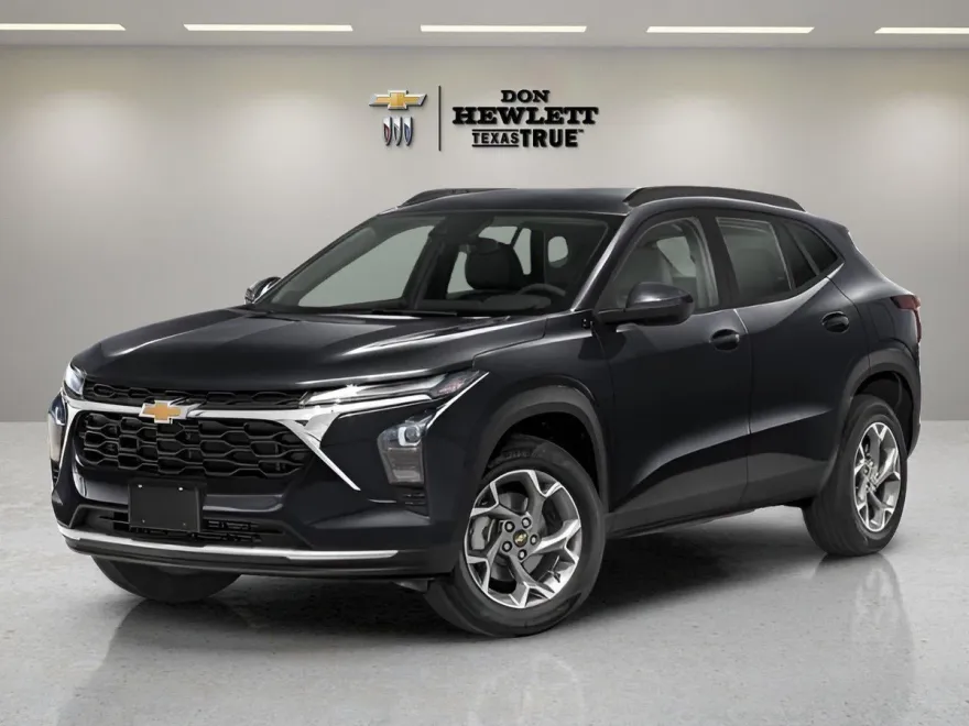 2025 Chevrolet Trax LT photo 1