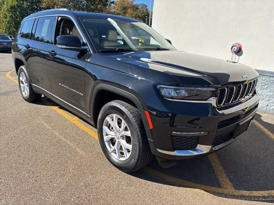 2022 Jeep Grand Cherokee Limited photo 1