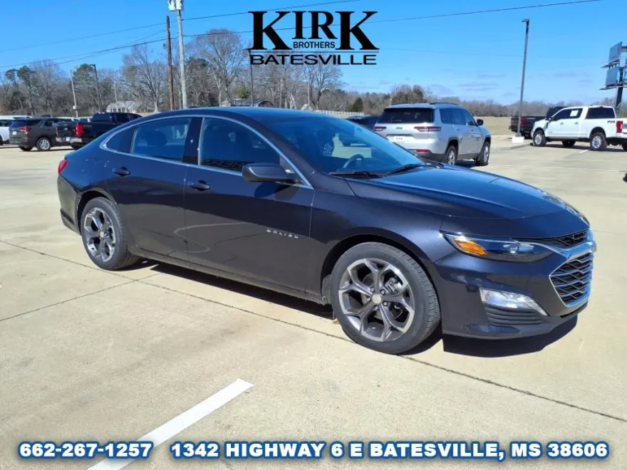 2023 Chevrolet Malibu 1LT photo 1