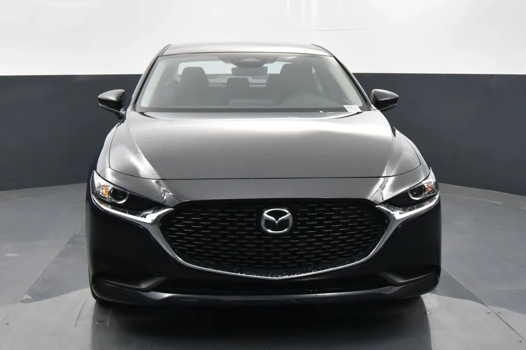 2025 Mazda Mazda3 2.5 Select Sport photo 1