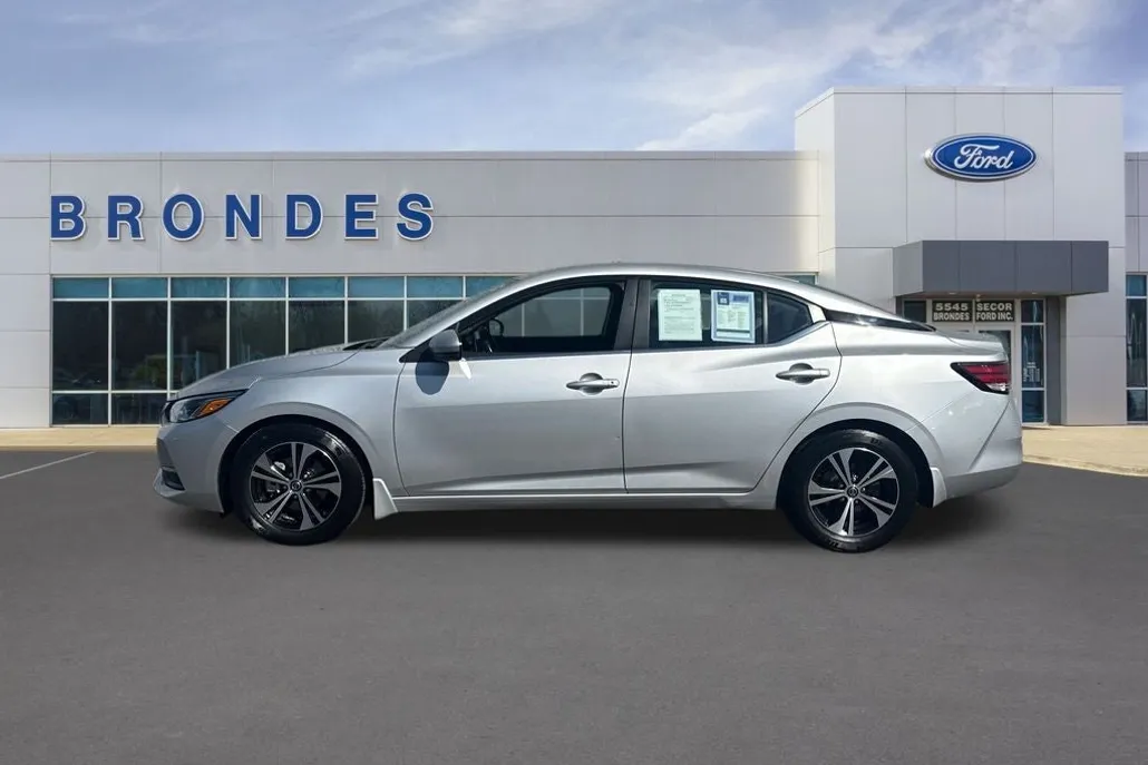 2020 Nissan Sentra SV photo 1