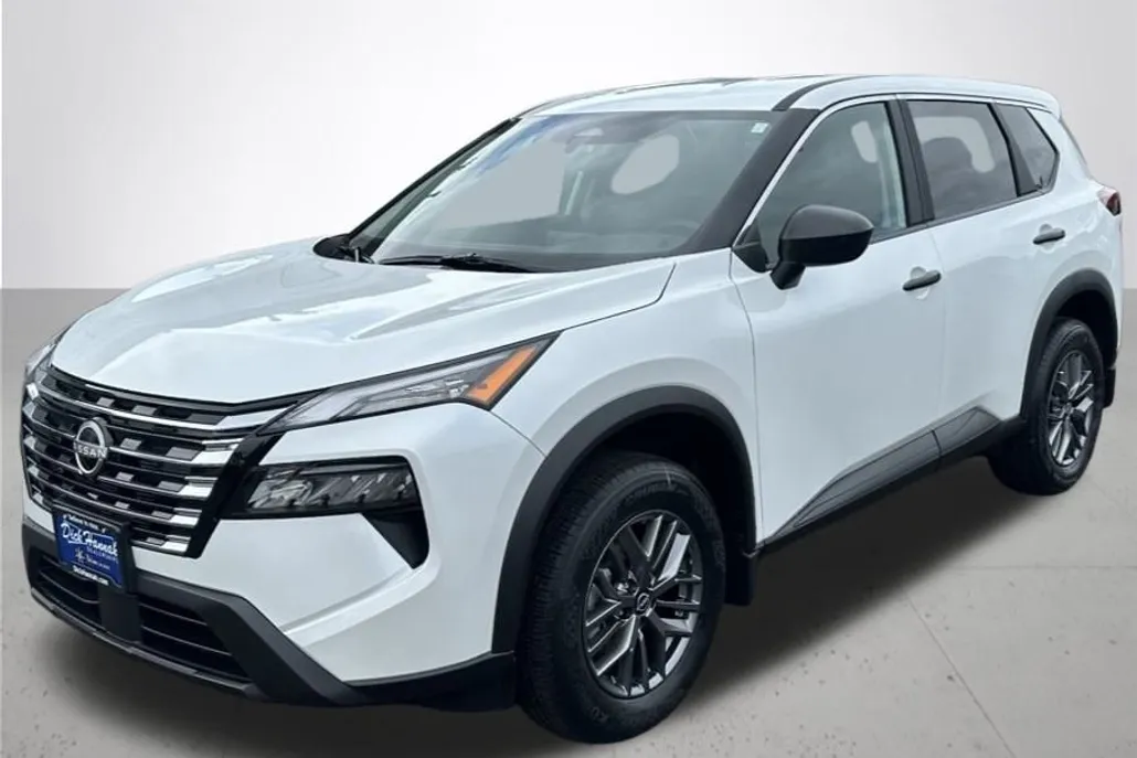 2025 Nissan Rogue S photo 1