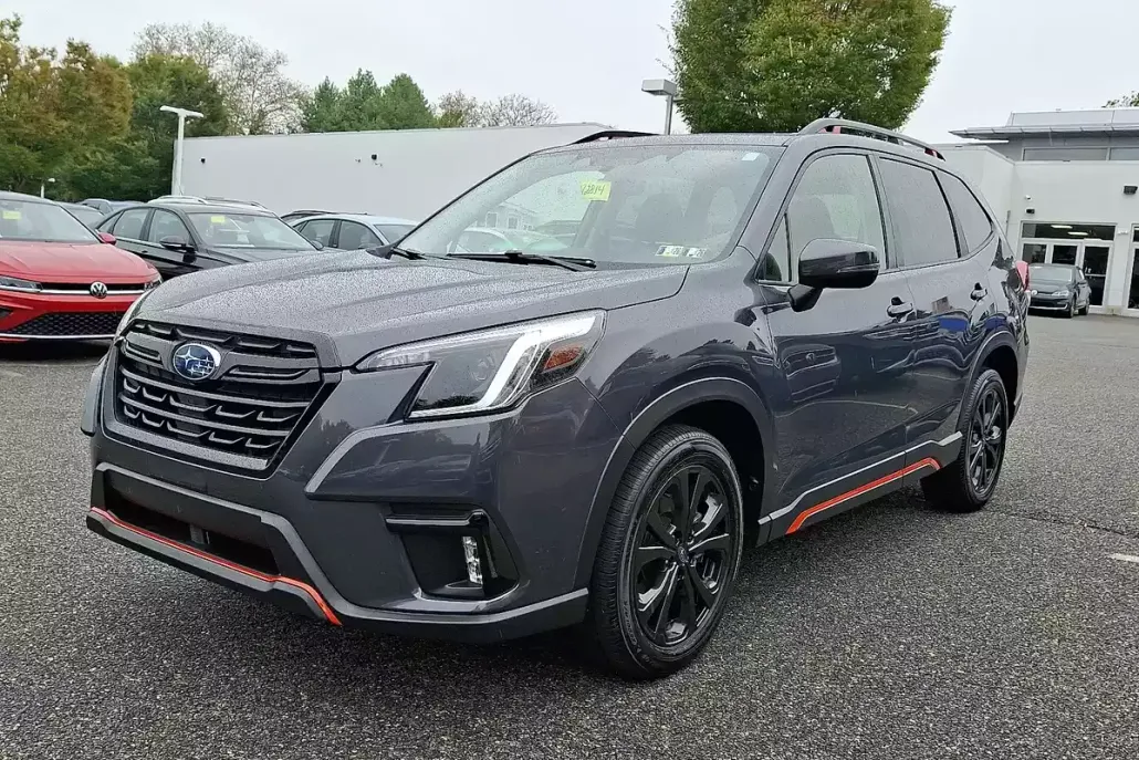 2022 Subaru Forester Sport photo 1