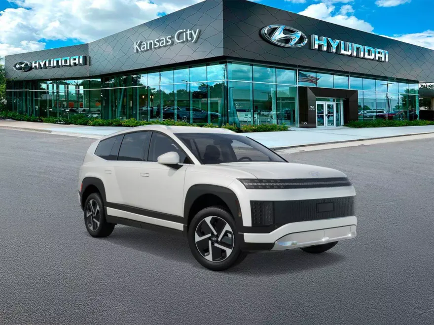 2026 Hyundai Ioniq SE photo 1