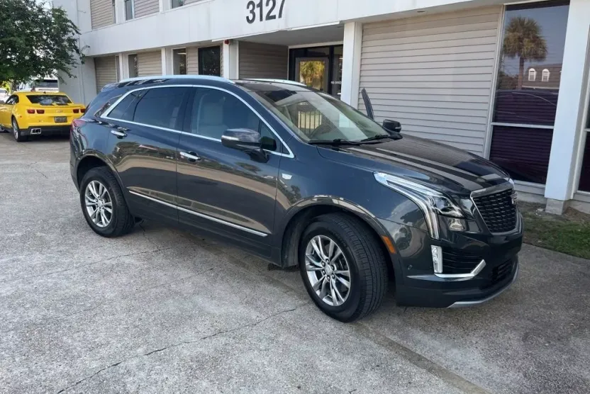 2021 Cadillac XT5 Premium Luxury photo 1