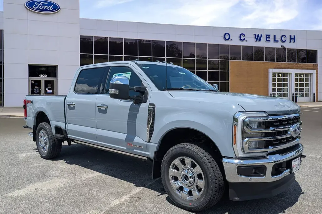 2025 Ford F-250 King Ranch photo 1