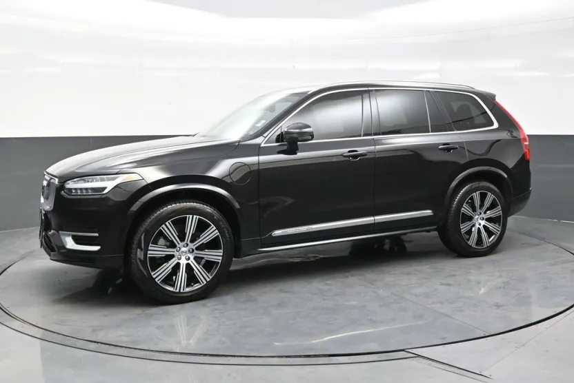 2022 Volvo XC90 T8 Inscription Expression photo 1